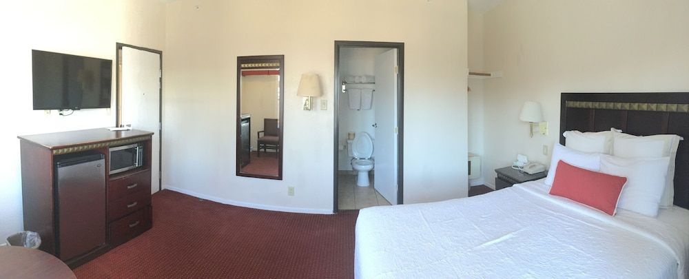 Harborview Inn & Suites San Diego Harbor 2