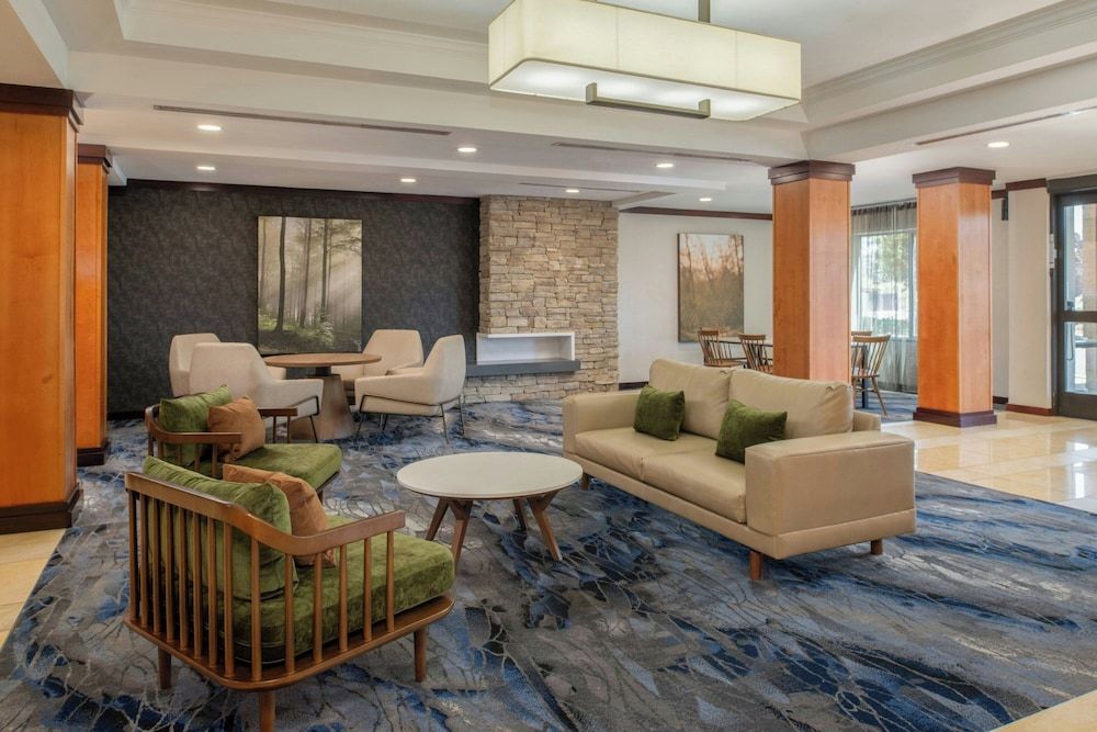 Fairfield Inn & Suites Santa Maria 2