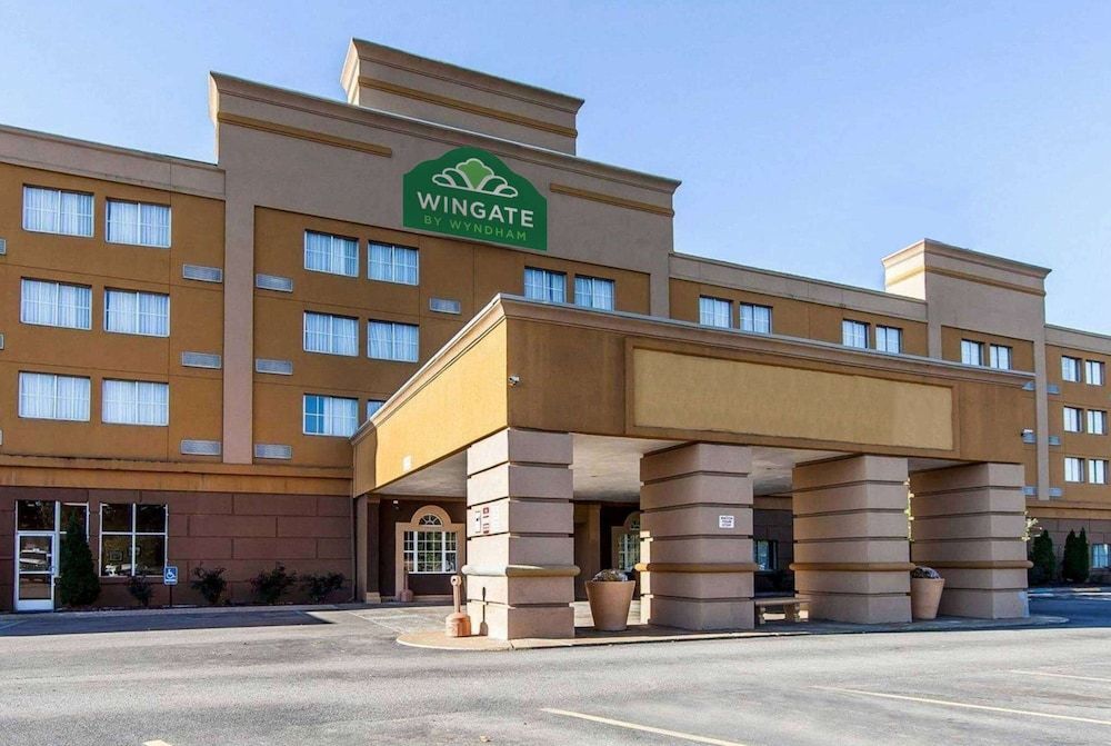 Wingate by Wyndham Marietta Conference Center Ohio 1