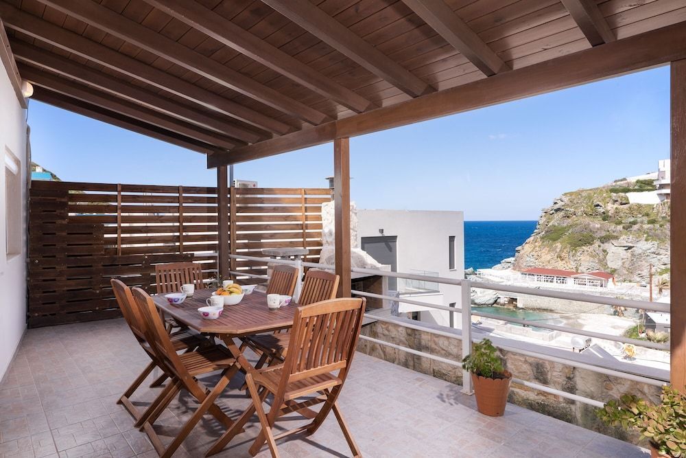 Cyan Residence 1