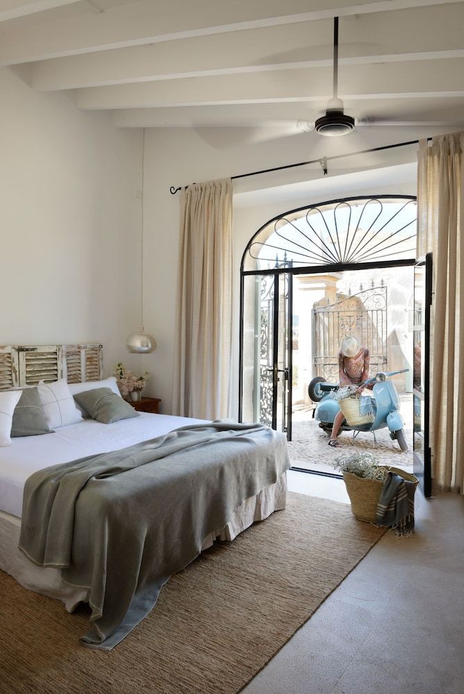 Cal Reiet Holistic Retreat 1