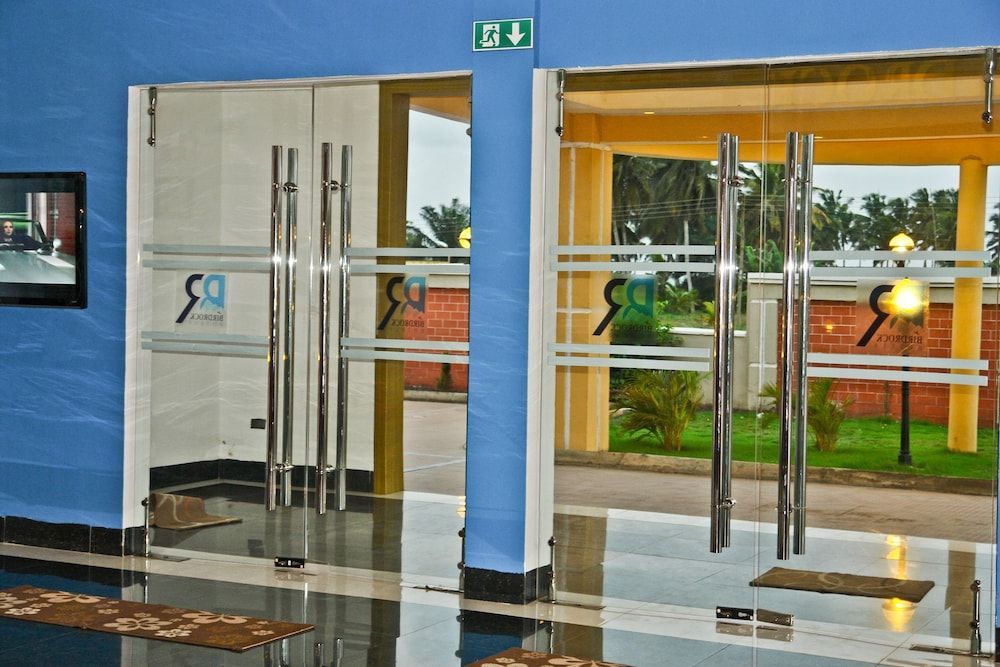 Birdrock Hotel 2