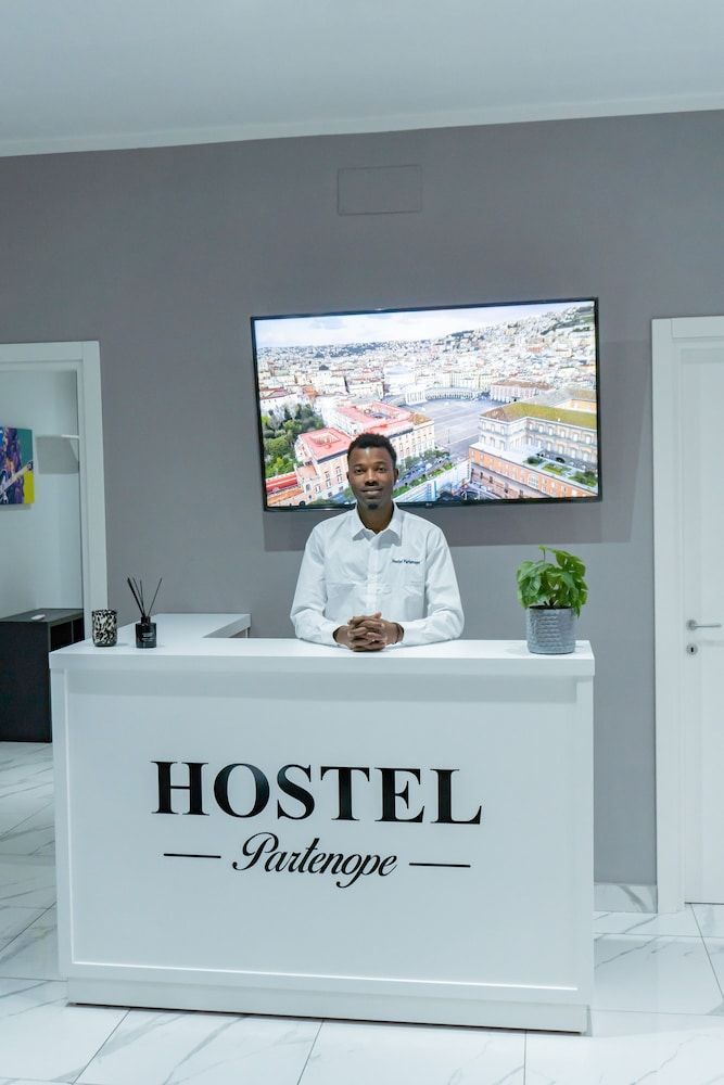 Hostel Partenope 2