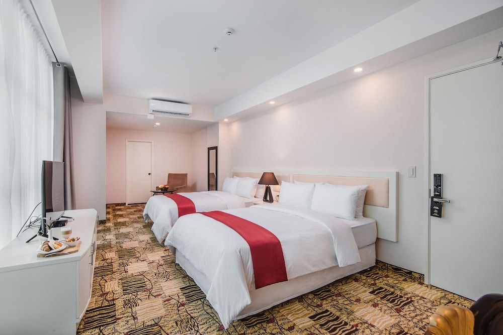 Nobility Grand Hotel 1