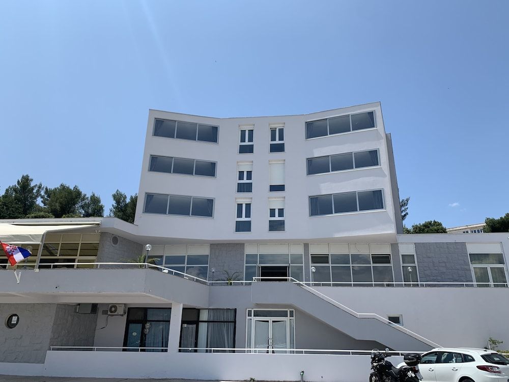 Hotel Tolero 1