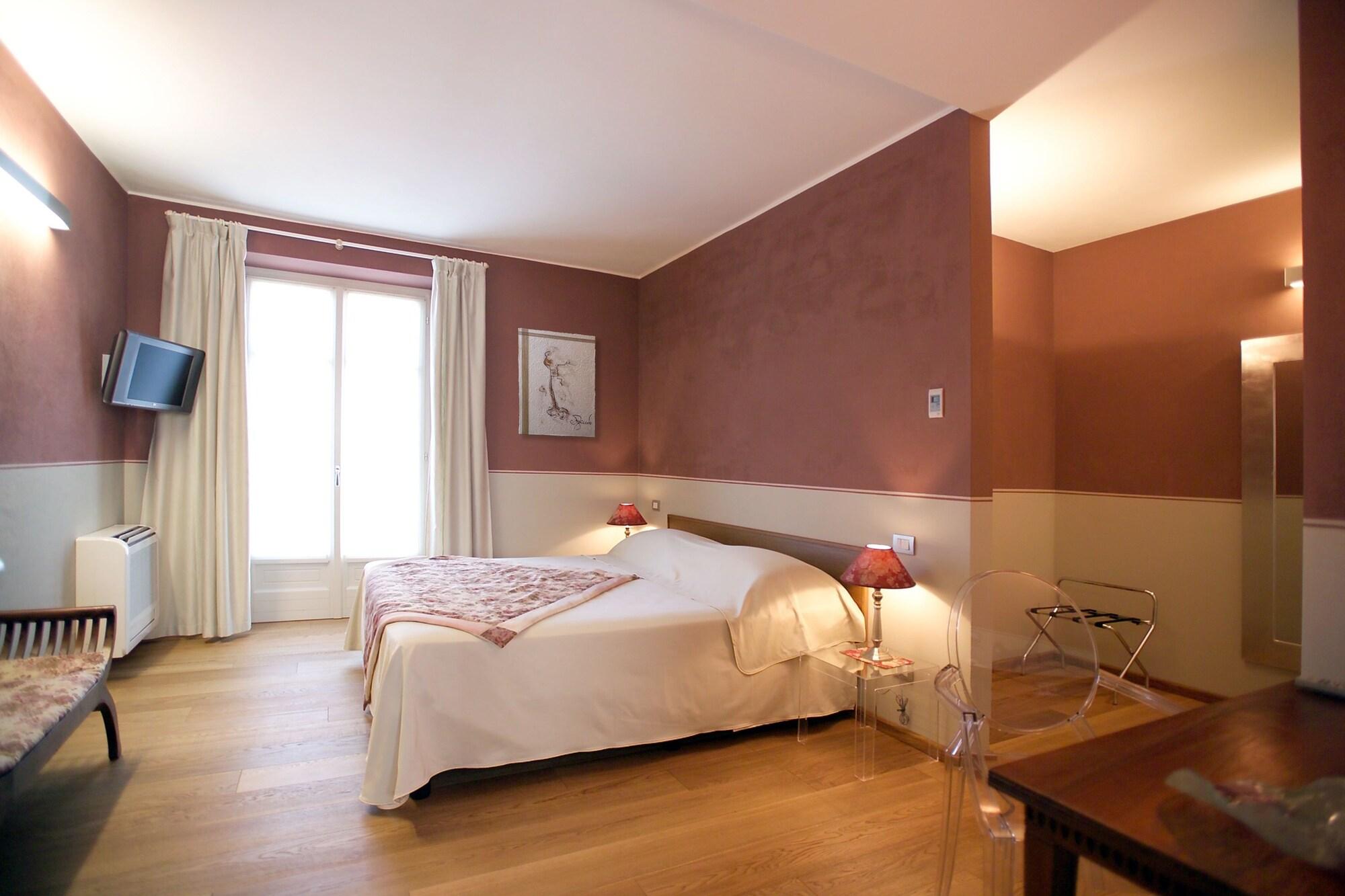 Rocche Costamagna Art Suites 1