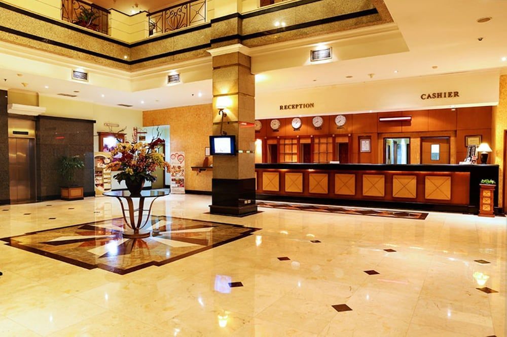 Mega Anggrek Hotel Jakarta Slipi 2
