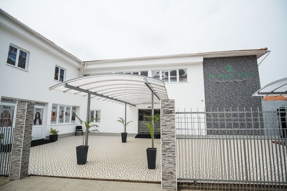 SH Boutique Hotel 1