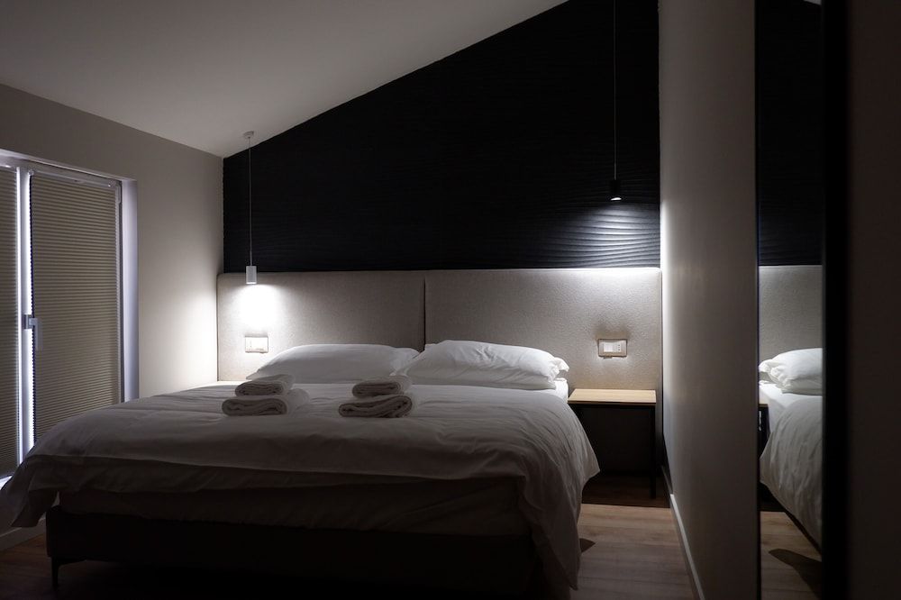D rooms City-center Tirana 1