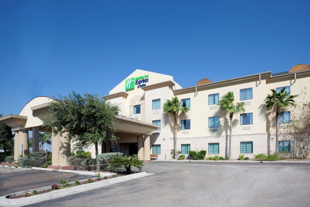 Holiday Inn Express & Suites ALICE by IHG 1