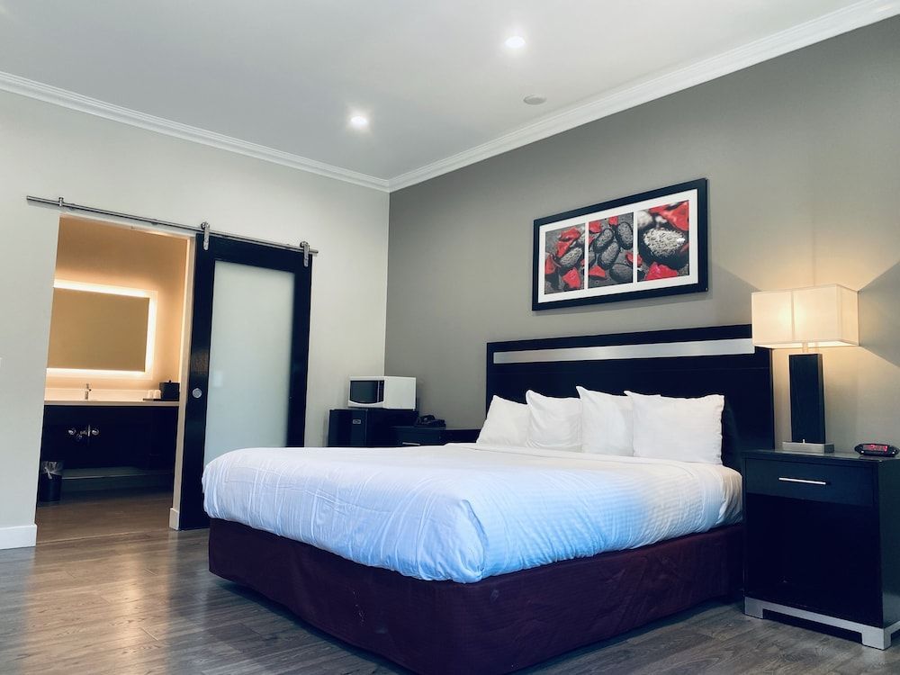 Granada Inn 2