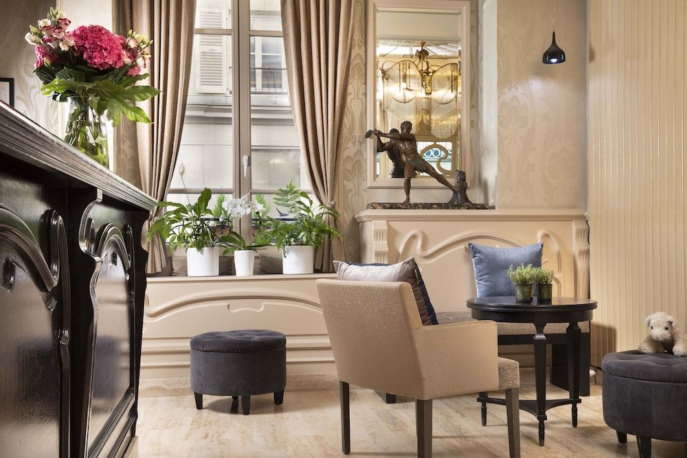 Grand Hotel des Balcons 2