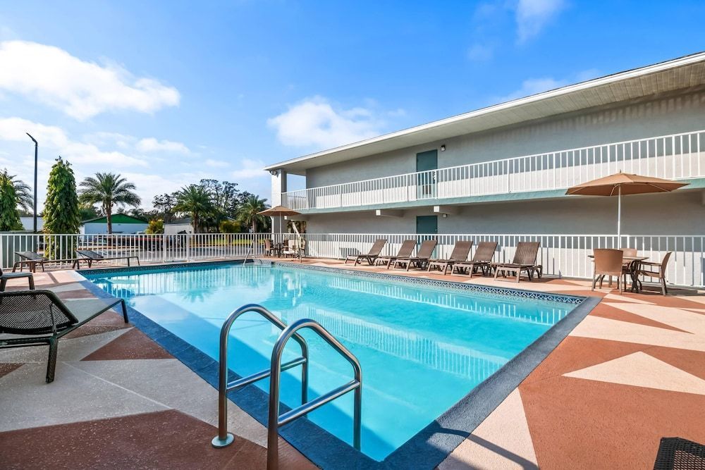 Quality Inn Orange City near Blue Spring State Park 1