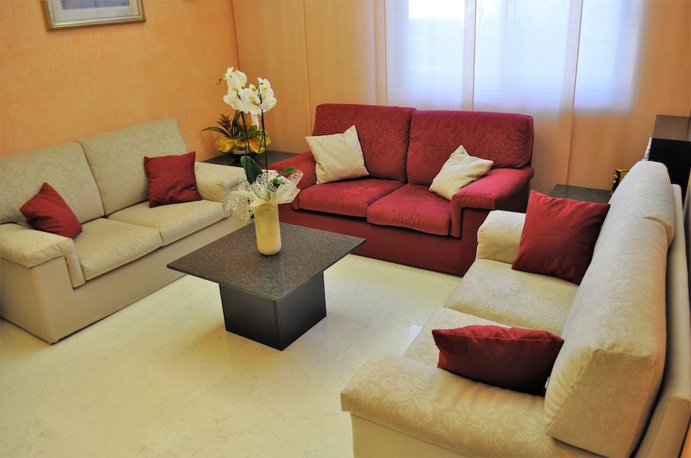 Hotel Garibaldi 1