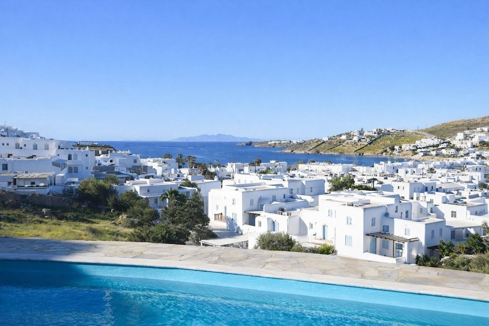 Amperian Mykonos Suites & Villas 1