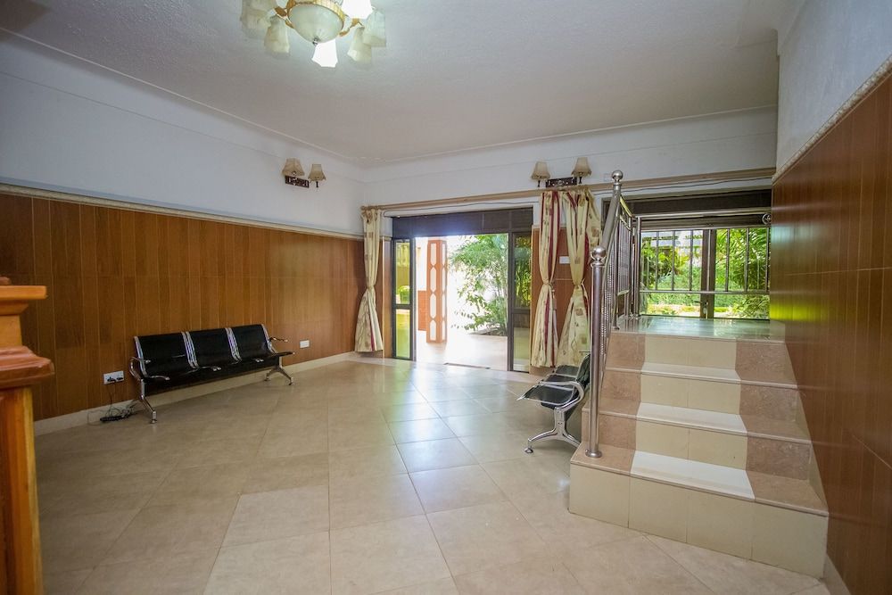 Hibis Hotel 2
