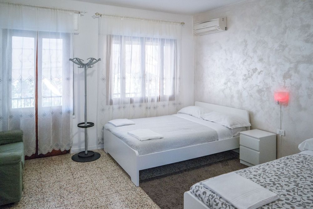 Venice Sanella Rooms 2