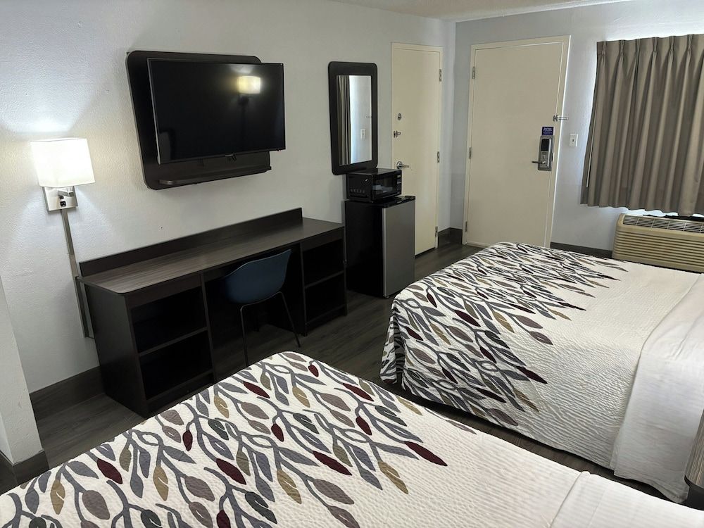 Red Roof Inn Birmingham – Highway 280 2