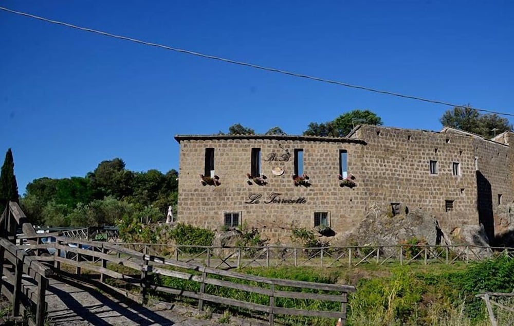 Le Terrecotte Sutri 1