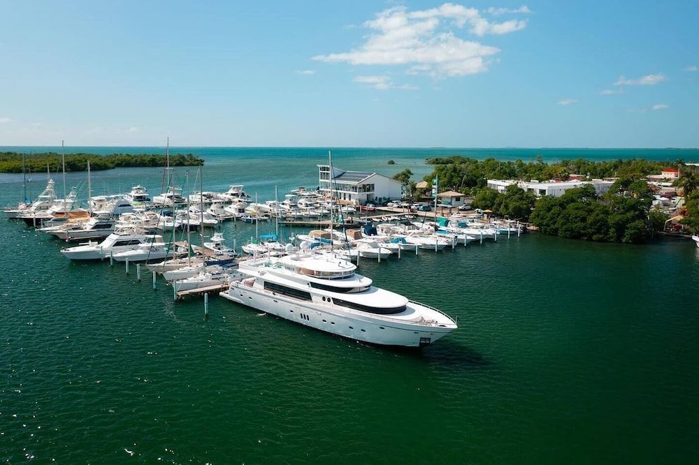 Marina de Salinas 1
