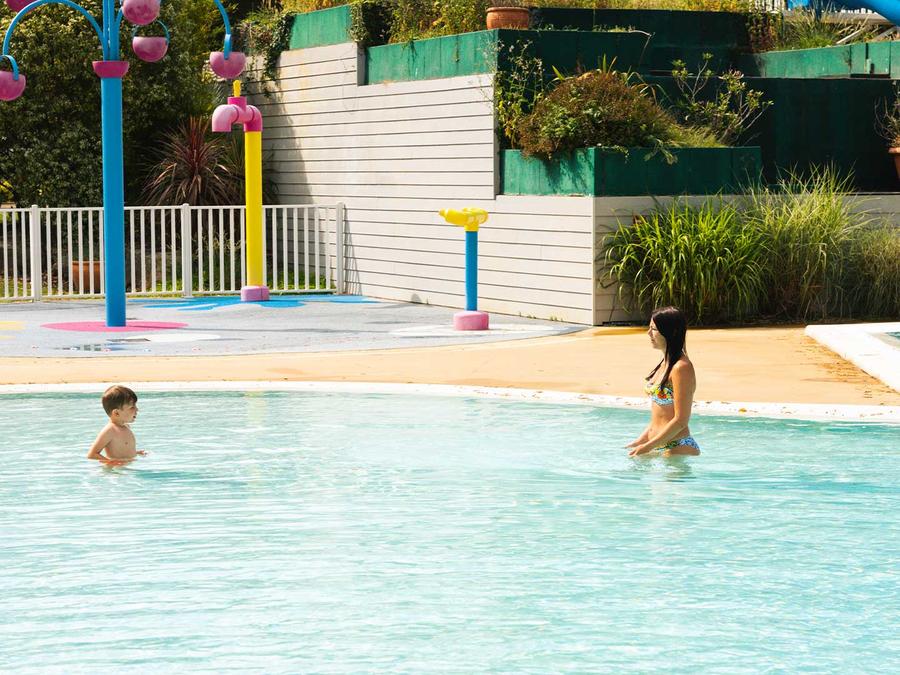 Camping Officiel Siblu Les Pierres Couchees 2