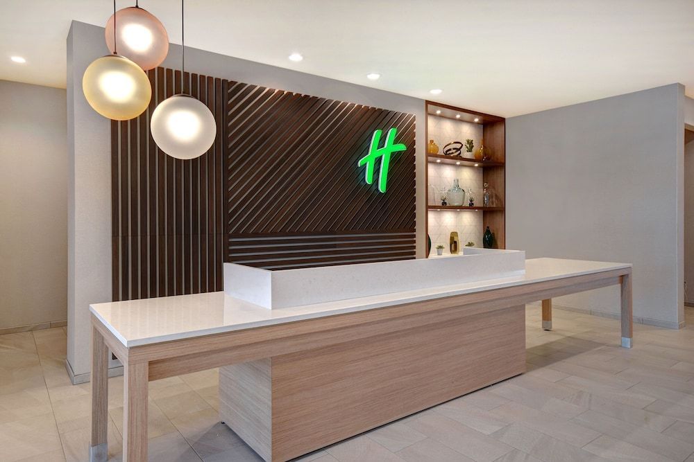 Holiday Inn ERIE by IHG 2