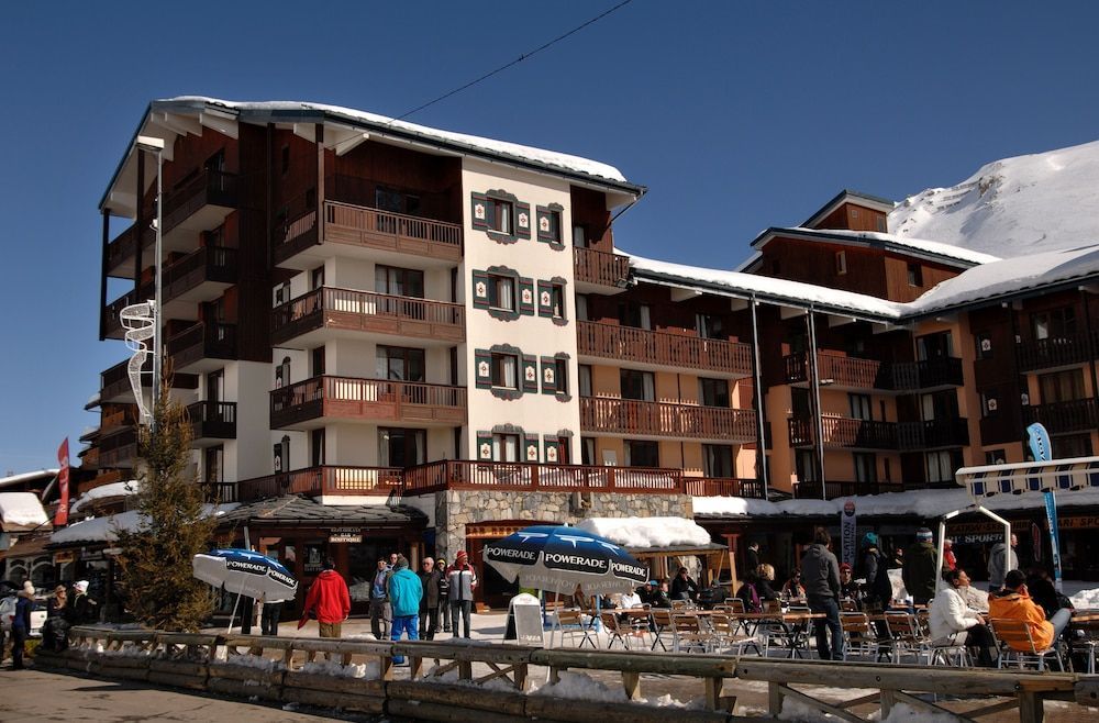 Apartment Rond Point des Pistes - Val Claret-2 by Interhome 1