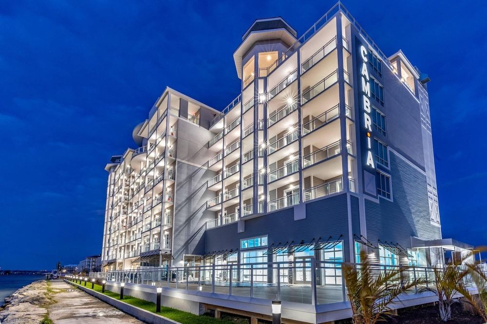 Cambria Hotel Ocean City - Bayfront 1