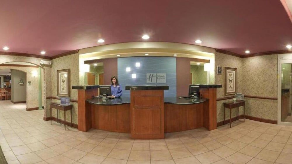 Holiday Inn Express Lexington by IHG 2