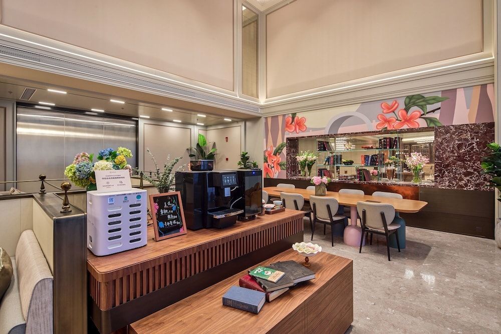 Mercure Hangzhou West Lake Fengqi Road 2