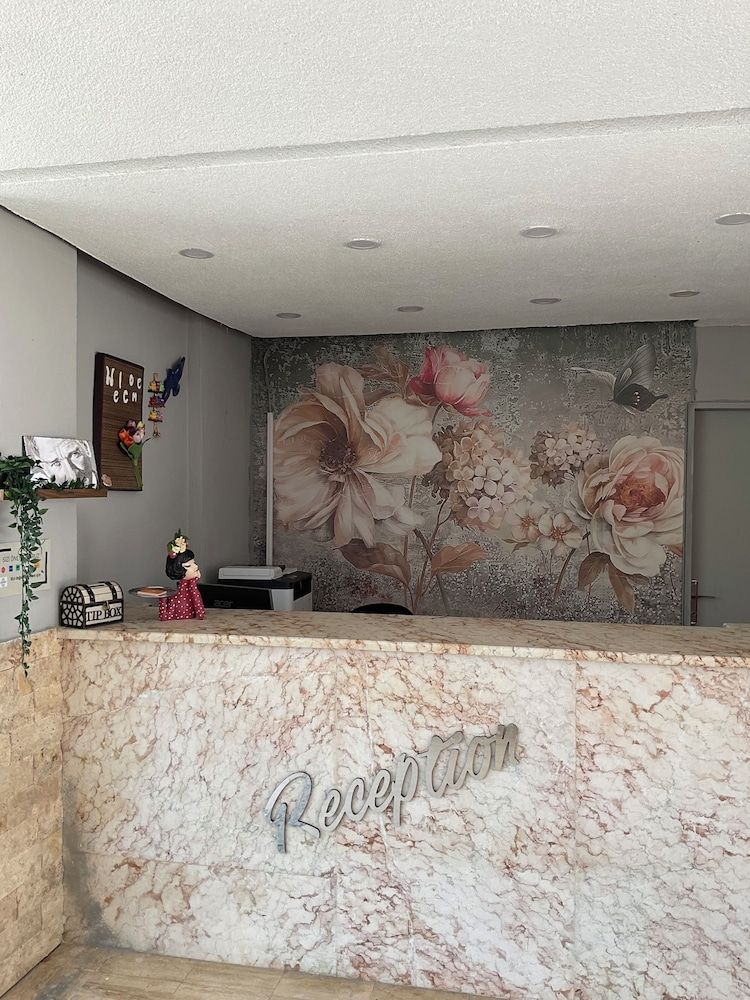 Ladonia Hotels Zemda 2