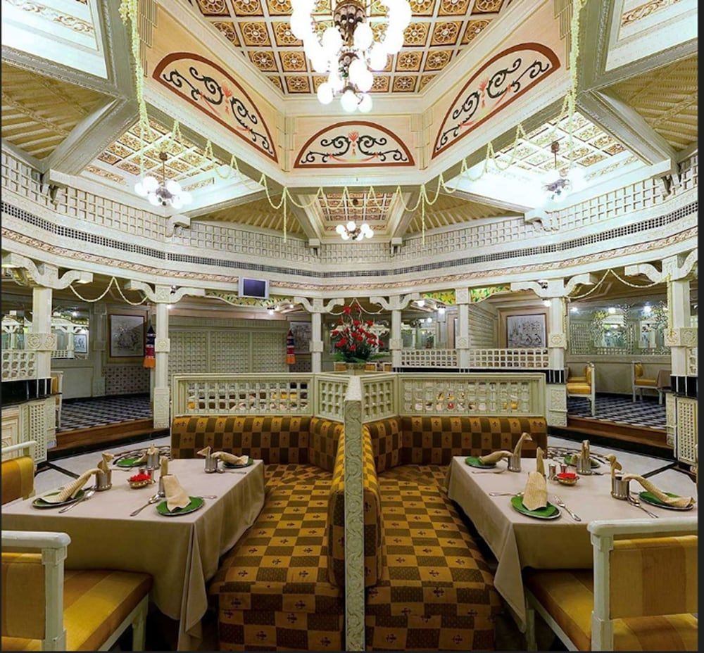 Hotel Savera 2