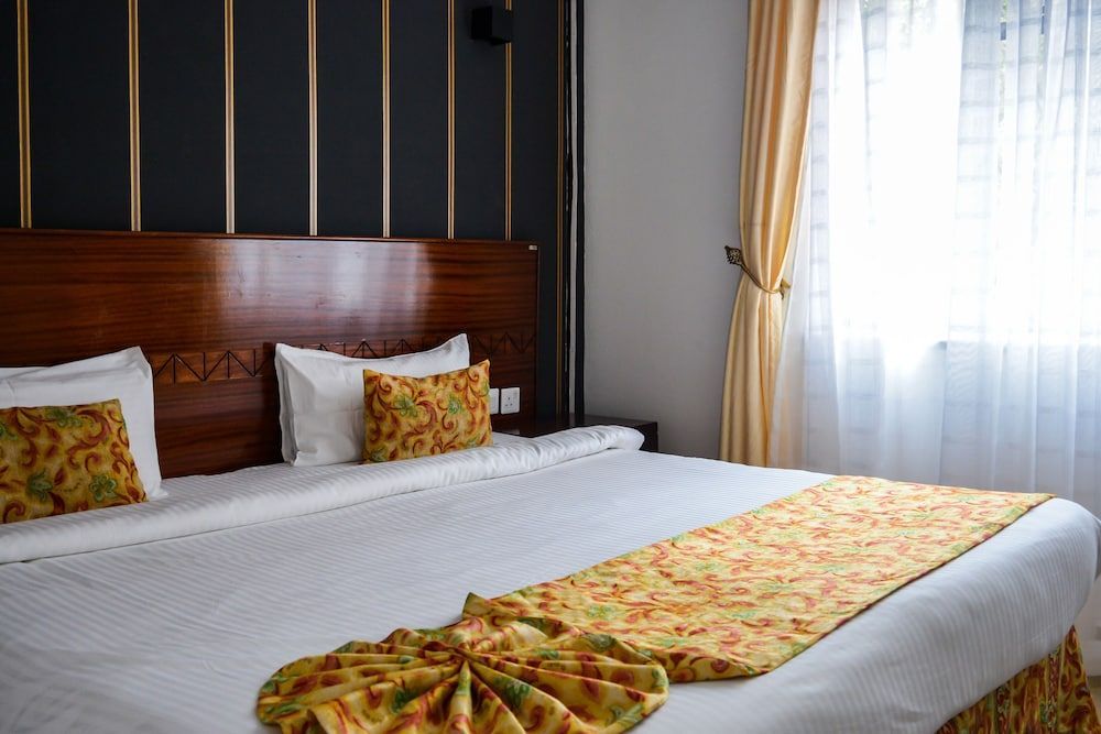 Brickwood Suites 1