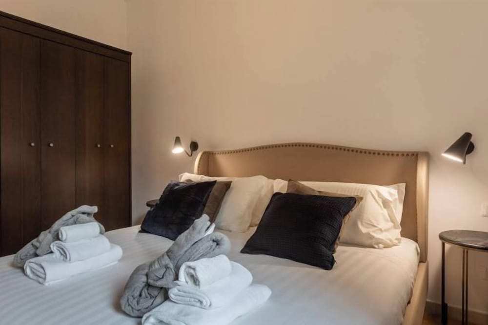 Amelie Suite Navona 1