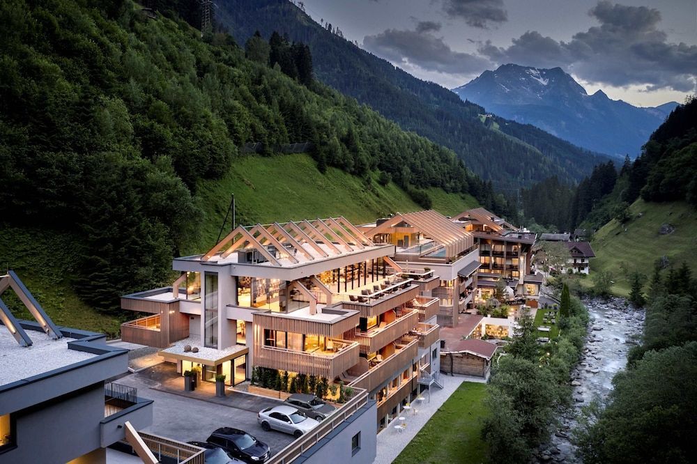 ZillergrundRock - Luxury Mountain Resort 1