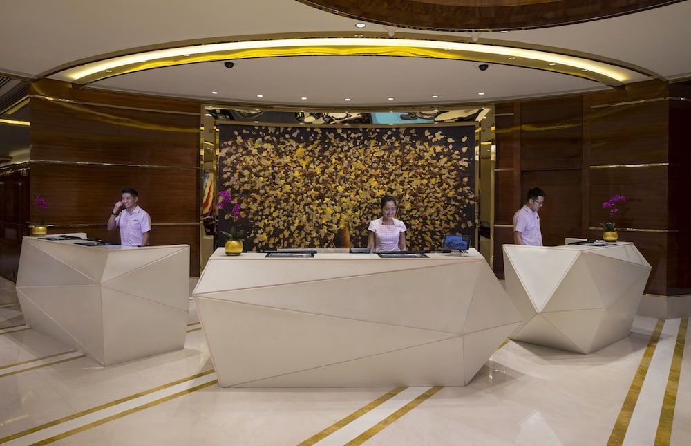 Broadway Hotel 2