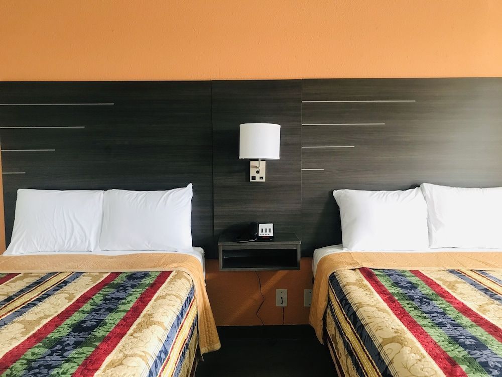 Monsoon Inn 1