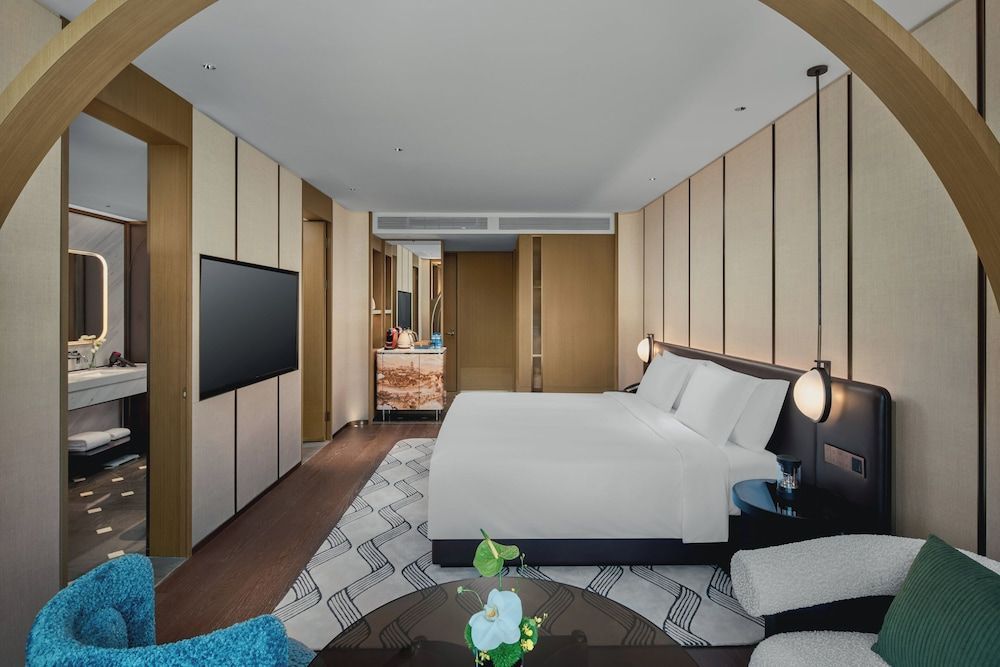 Hotel Indigo Wuxi Qingming Bridge by IHG 1