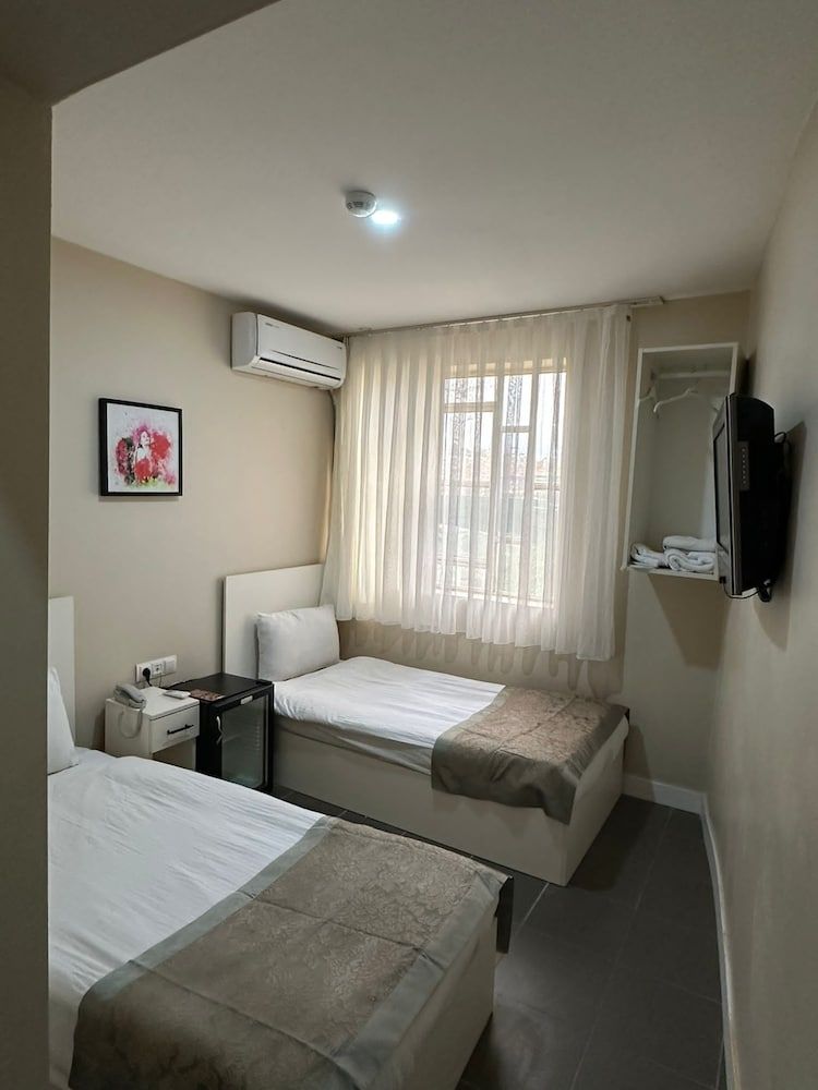 Rota Star Hotel Beyoğlu 1
