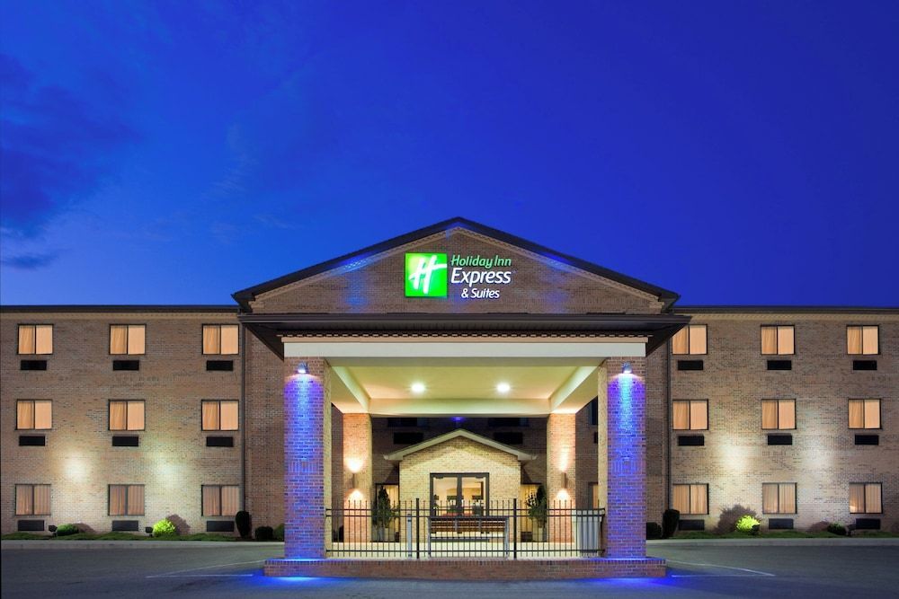 Holiday Inn Express & Suites ELKINS by IHG 1
