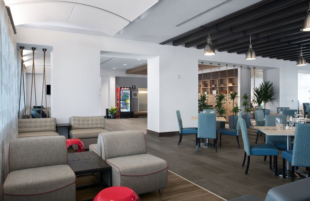 Four Points by Sheraton Fort Lauderdale Airport/Cruise Port 2