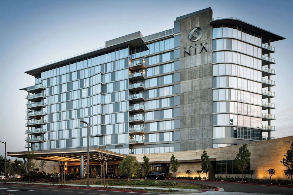 Hotel Nia, Autograph Collection 1