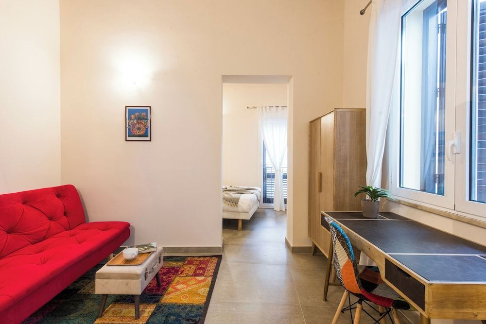Santa Cecilia Apartment by Wonderful Italy 2