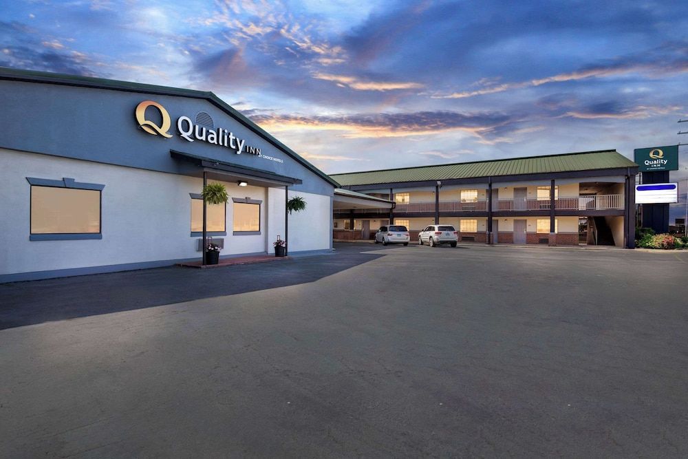 Quality Inn Lawrenceburg 1