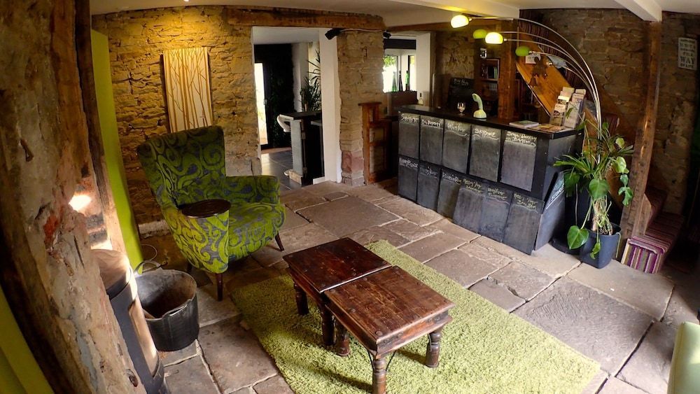 The Lodge Rooms 1