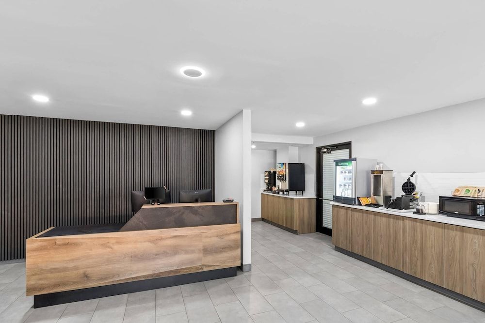 Quality Inn 2