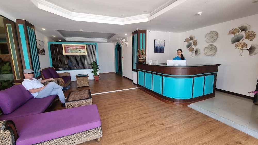 Sereneburi Patong Hotel 2