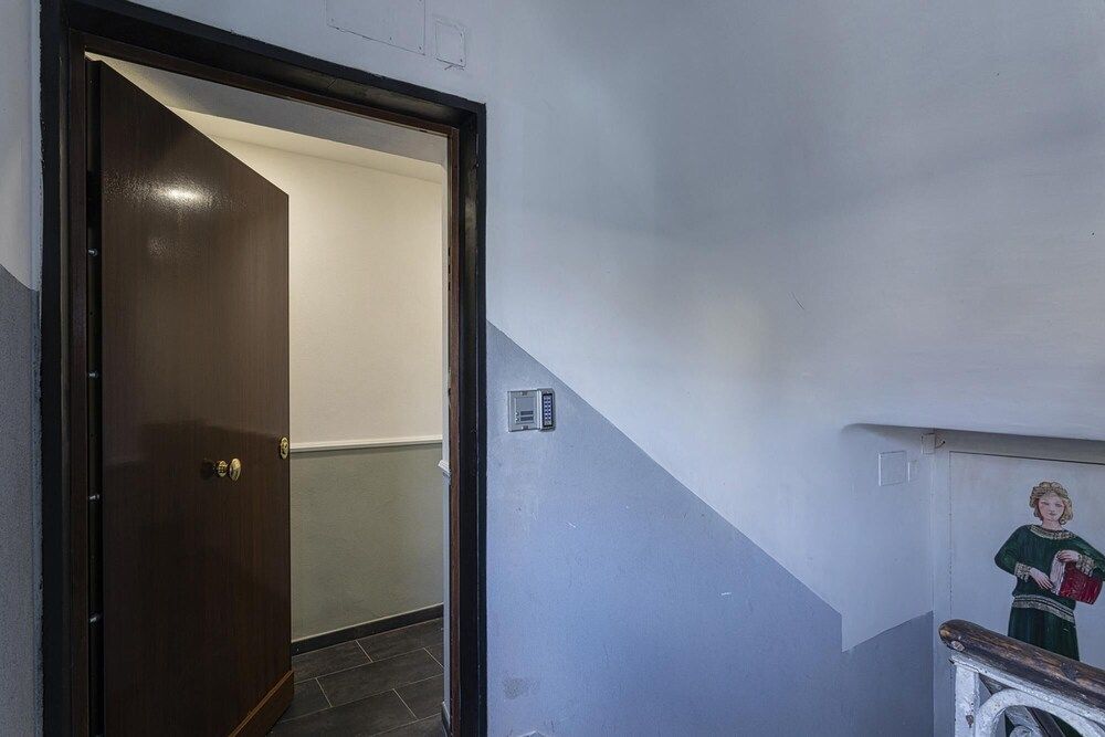 Raibetta Apartment by Wonderful Italy 1