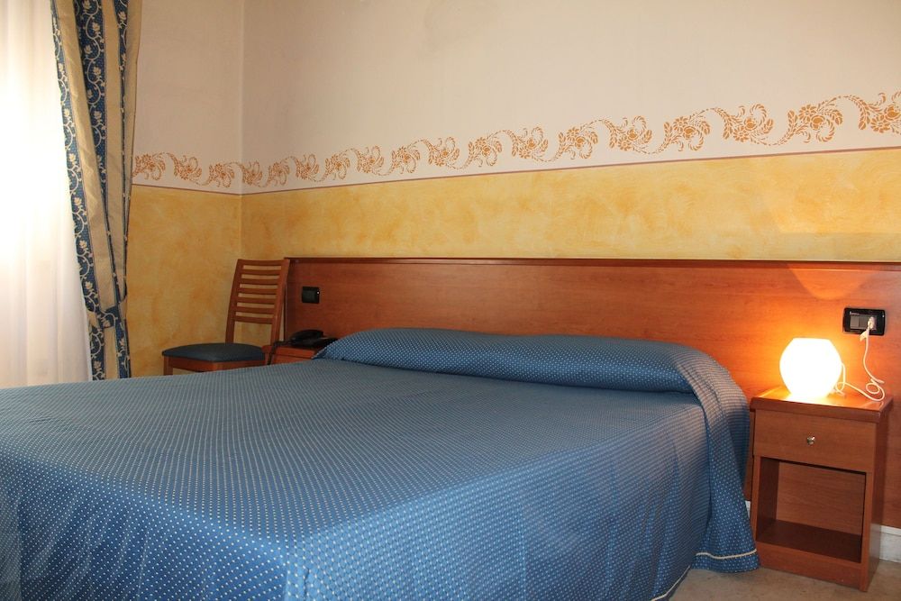 Hotel Lungomare 2