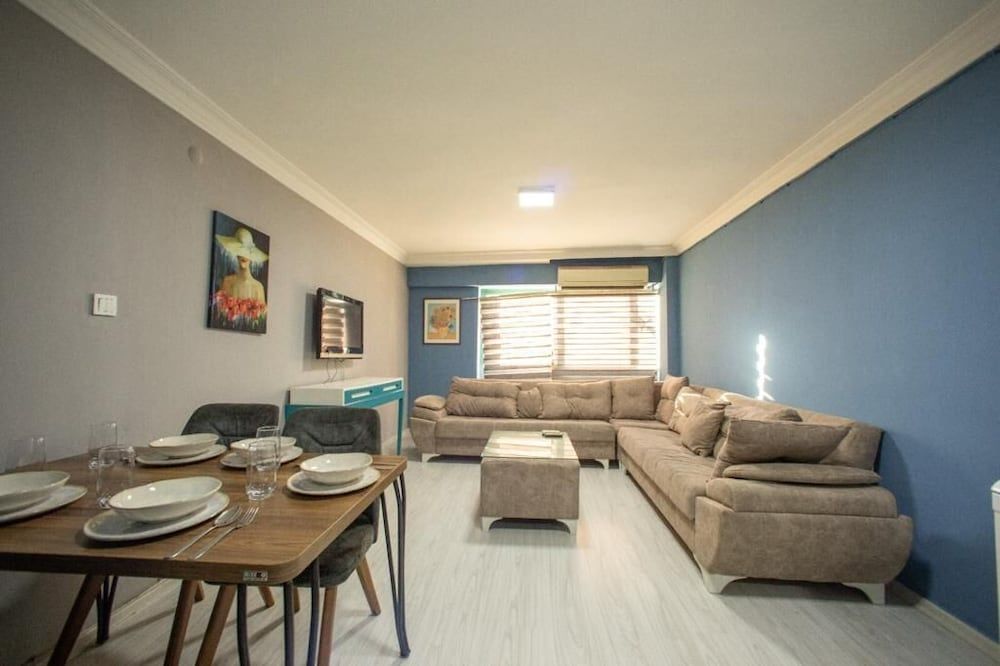 Gloria Homes 1